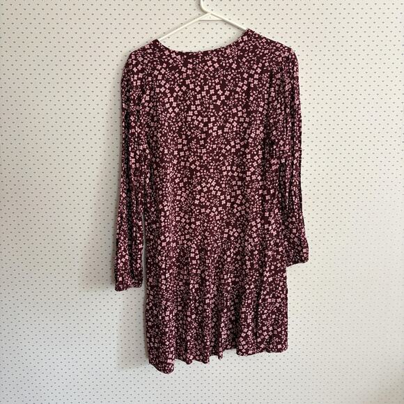 GAP Dress Womens Medium Red Floral Shift Long Sleeve Ruffle Casual Rayon V-Neck - Picture 6 of 6